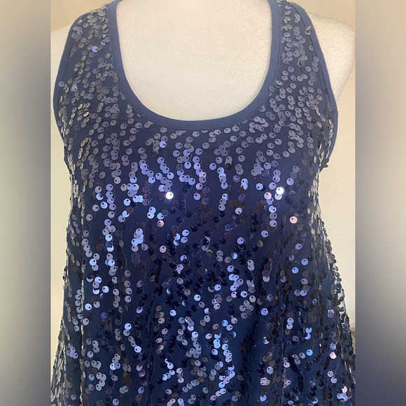 Kylee Sequins Razorback Crop Top - Picture 2 of 5